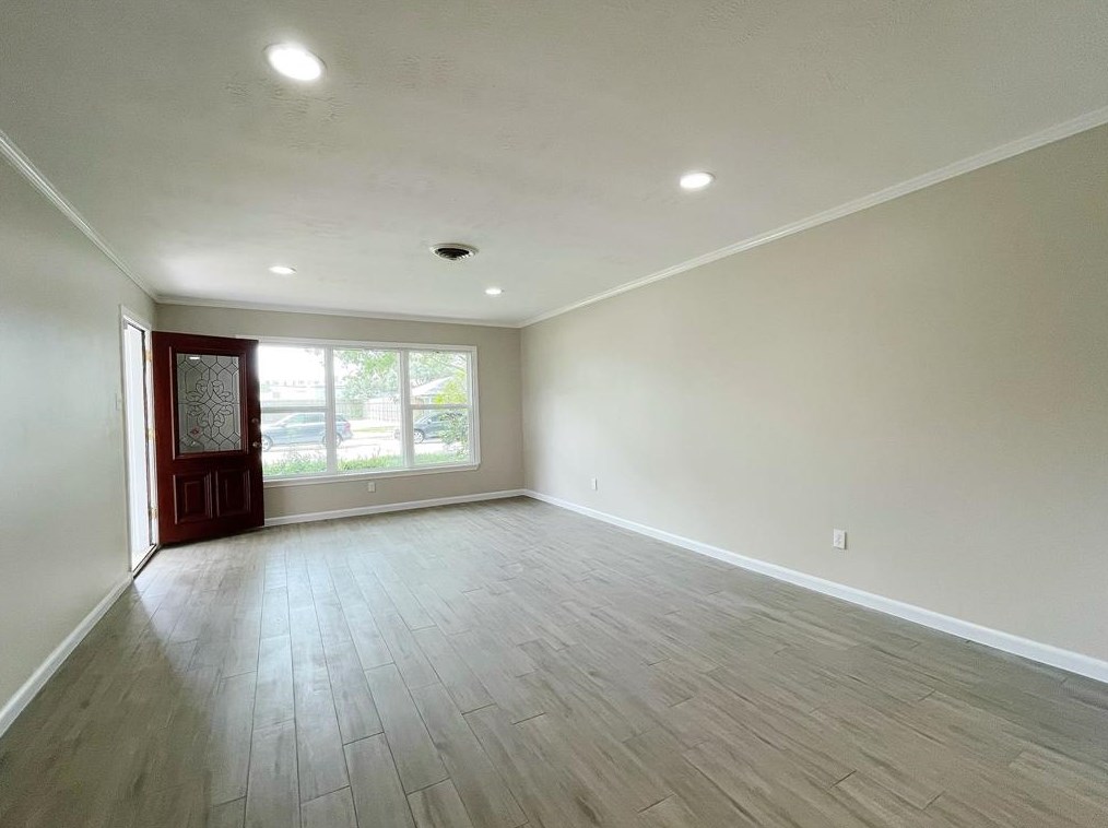 4226 Markham St, Houston, TX 77027