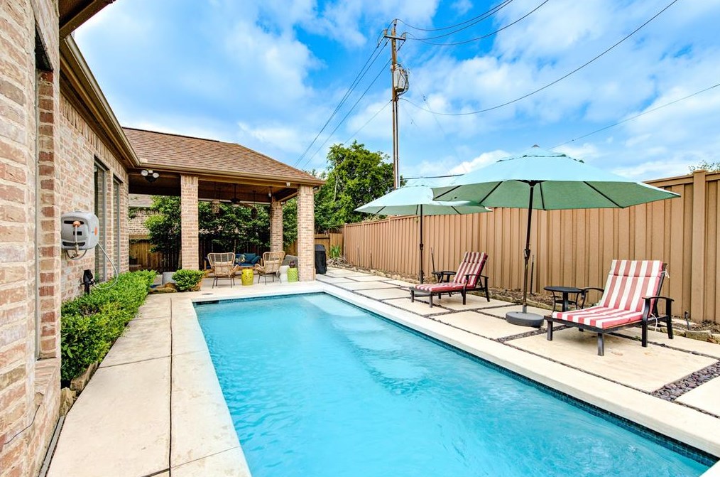 14434 Tivoli Dr, Houston, TX 77077