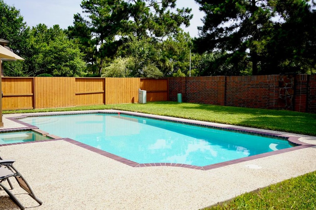 10510 Barnstable Ct, Spring TX  77379-5630 exterior