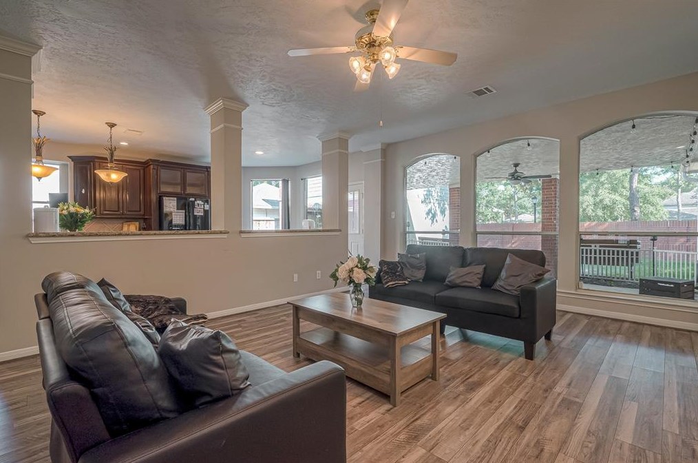 17027 Cross Spg Dr, Houston TX  77095-4709 exterior