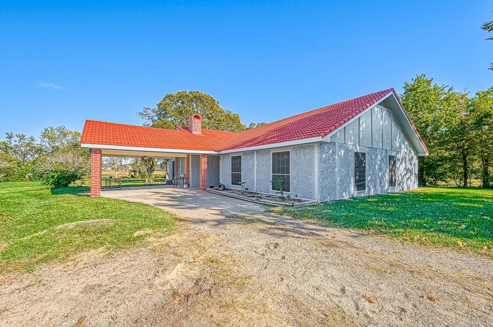 347 Hill Rd, Richmond, TX 77471