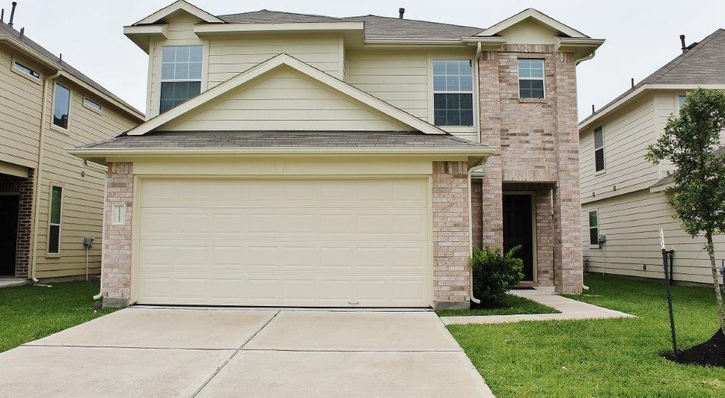 15223 Lucky Star Dr, Houston, TX 77082-1267