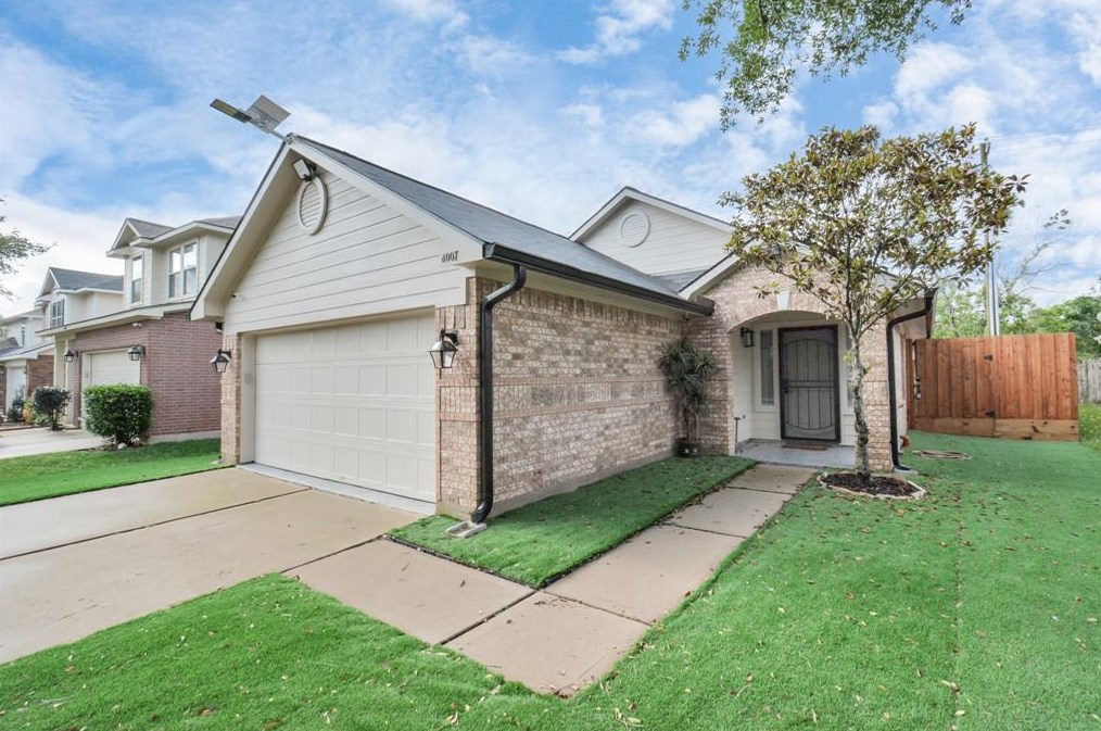 4007 Mistissin Ln, Houston, TX 77053