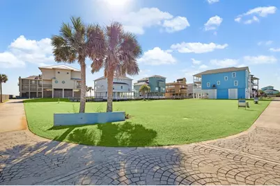 14 Blue Heron Circle, Galveston, TX 77554 - Photo 6
