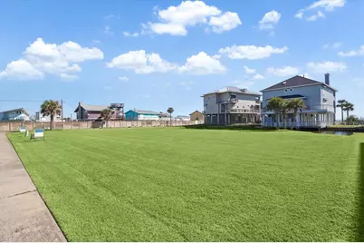 14 Blue Heron Circle, Galveston, TX 77554 - Photo 4