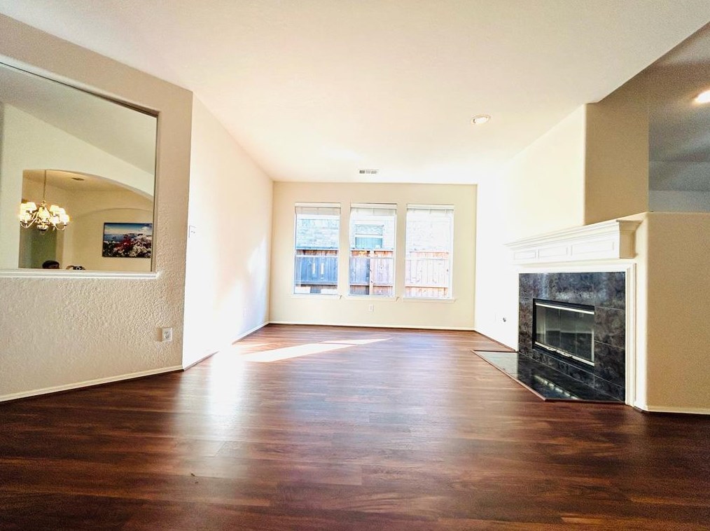 8414 Manassas Ln, Houston TX  77083-6362 exterior