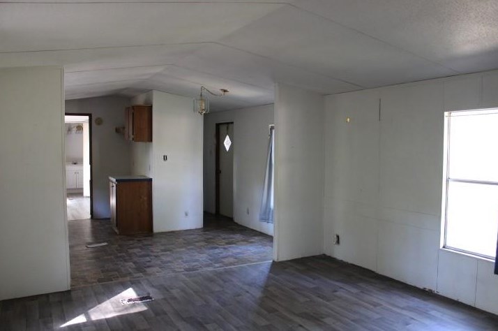 370 Hickory Creek Dr, Shepherd, TX 77371-2256
