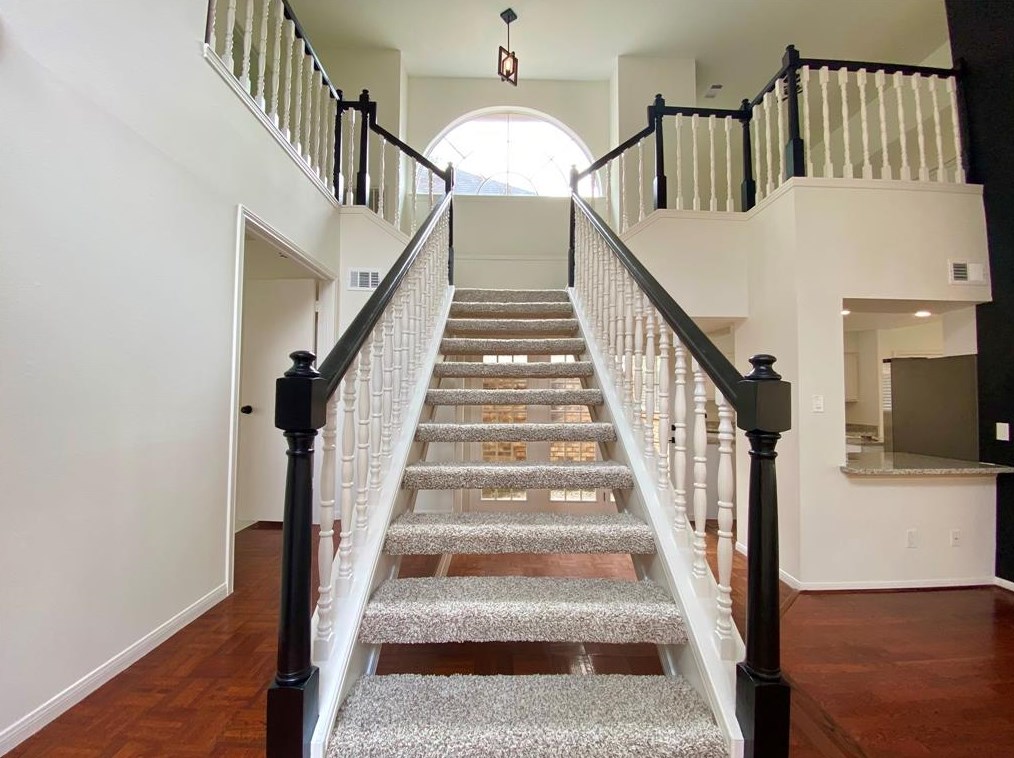 6655 Queensclub Dr, Houston, TX 77069