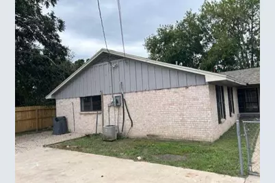 1200 Rugeley Street, Bay City, TX 77414 - Photo 2