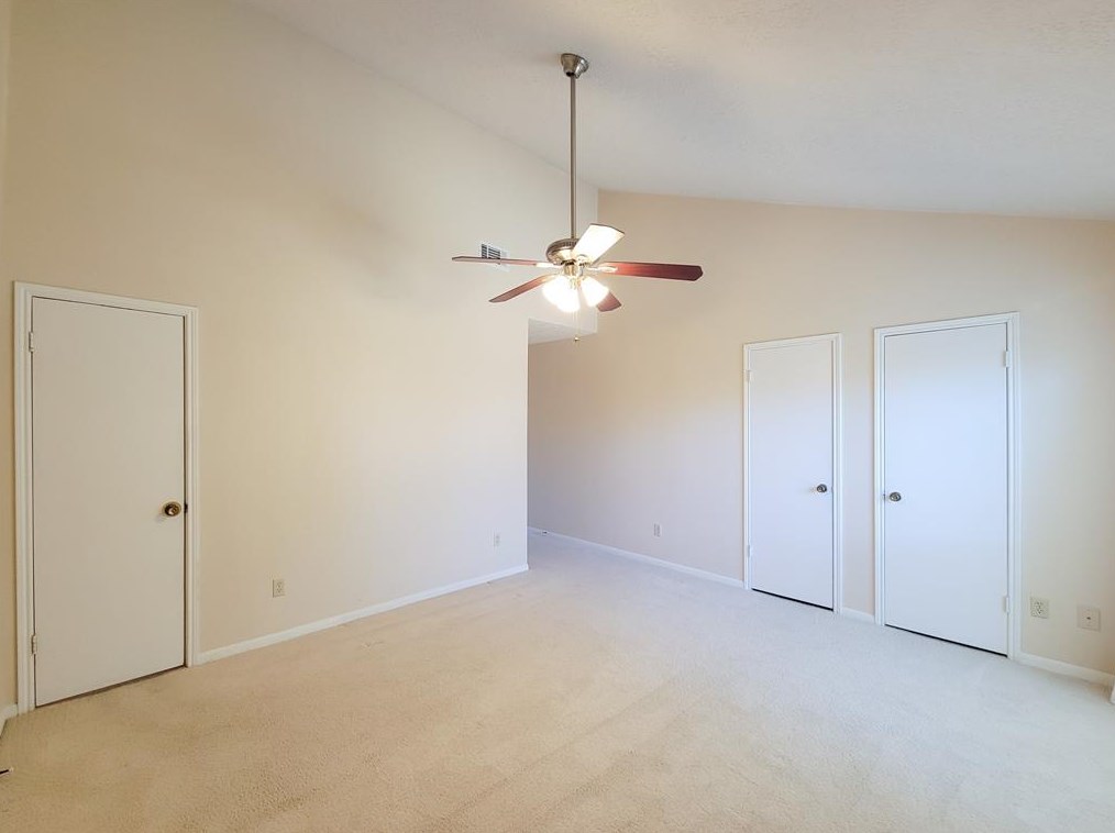 11813 Southlake Dr, Houston TX  77077-6762 exterior