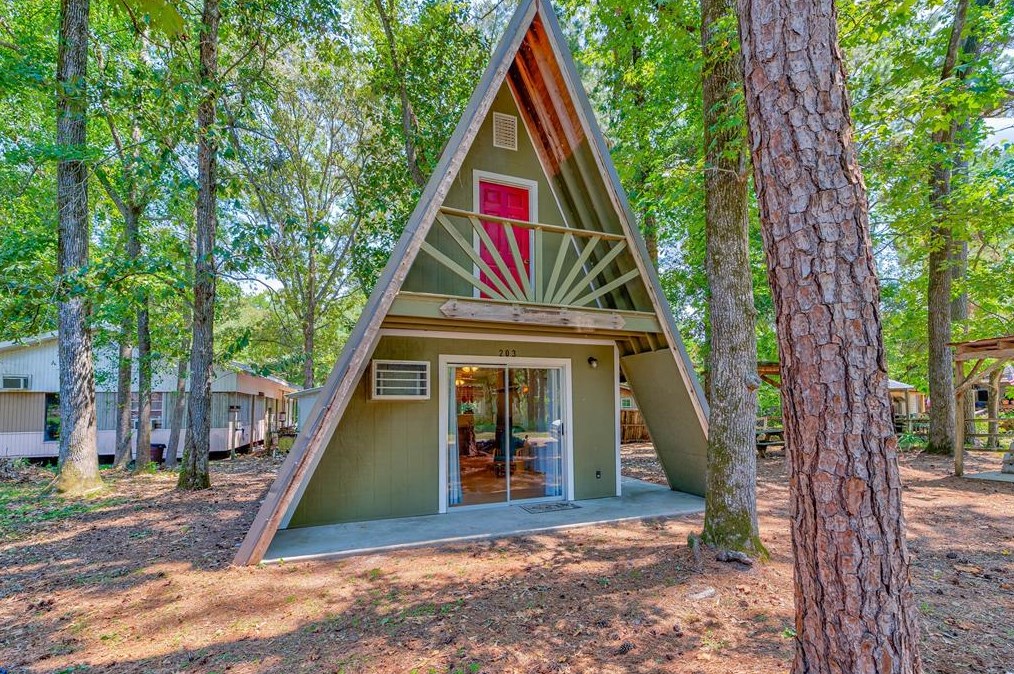 203 Wild Oak, Livingston, TX 77351-5595