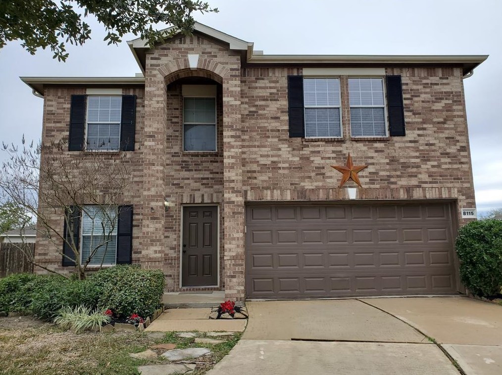 8115 Sweetstone Bluff Ln, Cypress TX  77433-7513 exterior