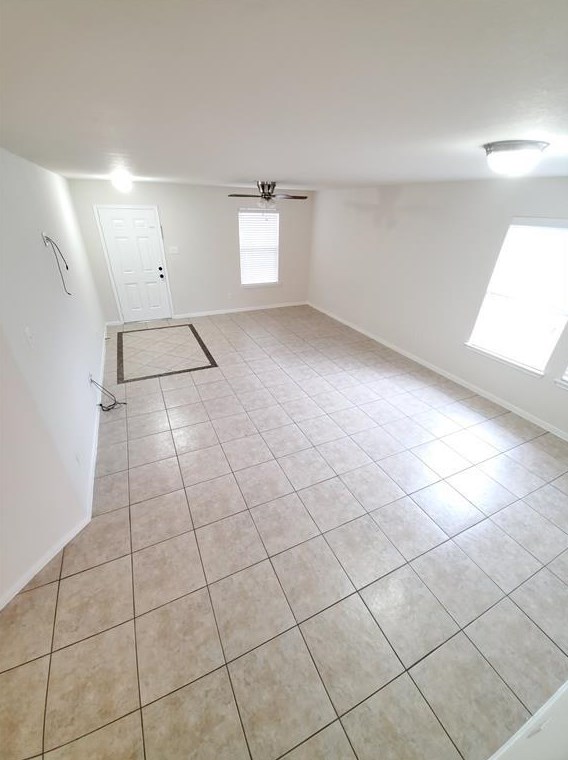 8115 Sweetstone Bluff Ln, Cypress TX  77433-7513 exterior