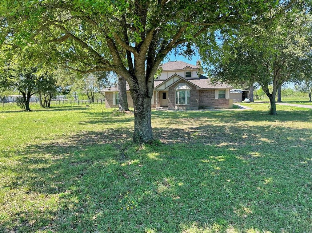 19303 Becker Rd, Hockley, TX 77447