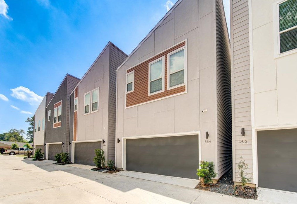 564 Janisch Rd, Houston, TX 77018