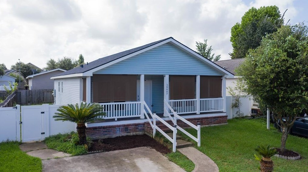 10007 Summerberry Ln, Tomball, TX 77375