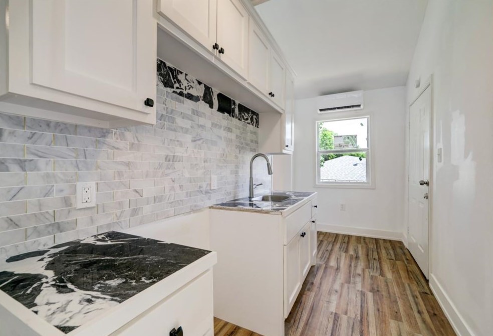 3503 Cedar Hl Ln, Houston TX  77093-2627 exterior