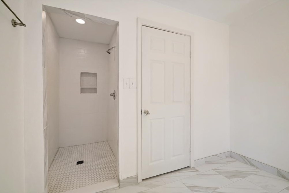 3503 Cedar Hl Ln, Houston TX  77093-2627 exterior