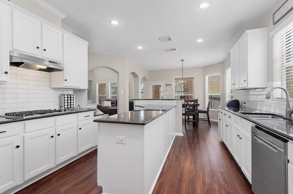 6506 Pne Reserve Dr, Spring TX 77389-4256 exterior