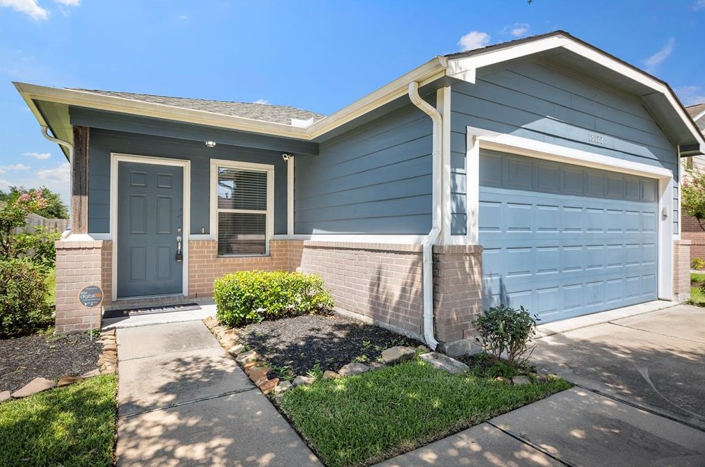 18022 Riata Crossing Dr, Cypress, TX 77433-2368