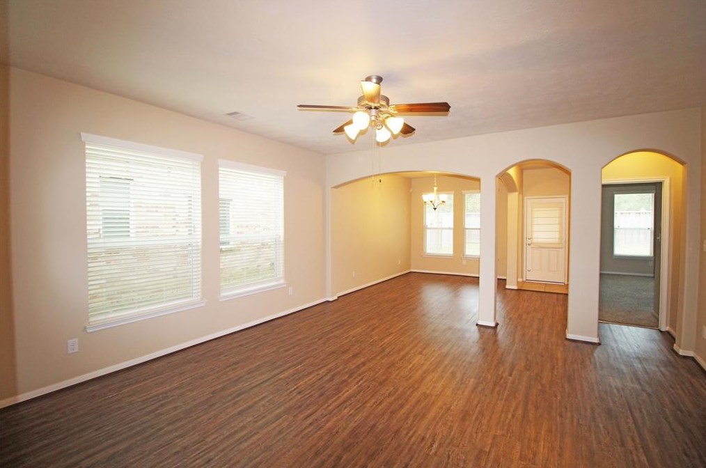 23543 Plantation Pines Ln, Tomball, TX 77375
