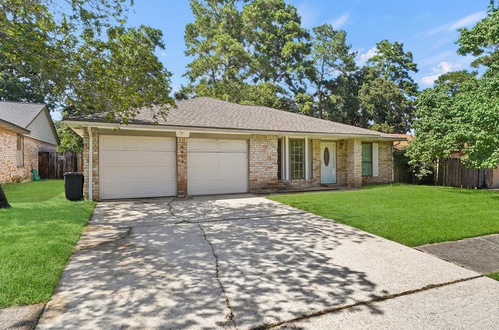 5615 Bridgegate Dr, Spring TX  77373-7195 exterior