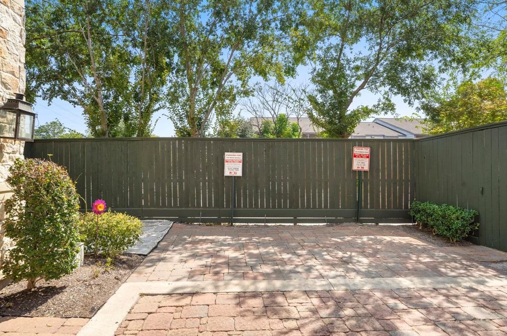 9147 Buffalo Speedway, Houston, TX 77025