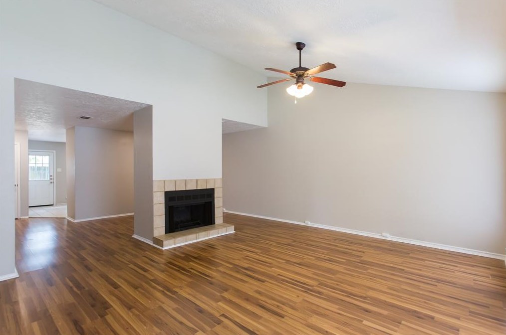 2214 Spring Dusk Ln, Spring TX  77373-6158 exterior