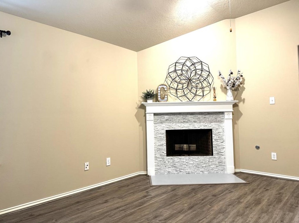 19918 Roycroft Ln, Richmond TX  77407-4000 exterior