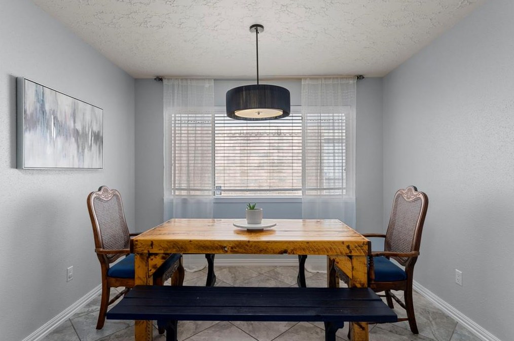 4907 Larksong Ln, Spring TX 77388-3836 exterior