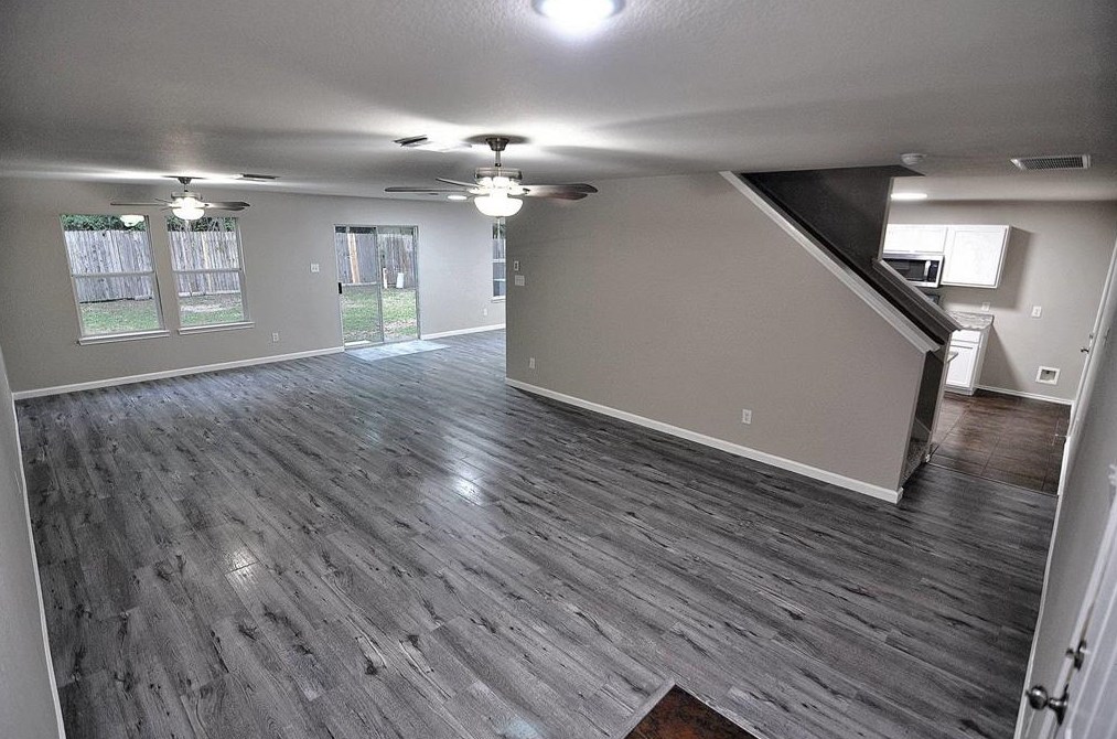 13027 Gatton Park Dr, Houston, TX 77066-3228