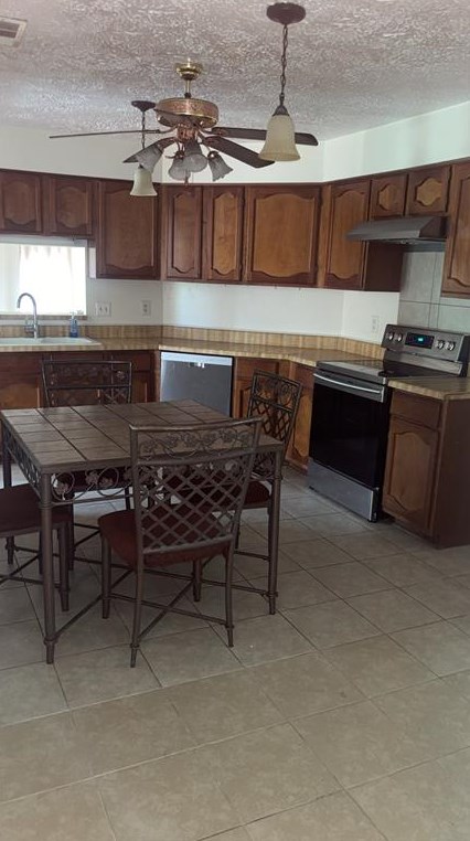 16318 Dew Drop Ln, Houston TX  77095-1508 exterior