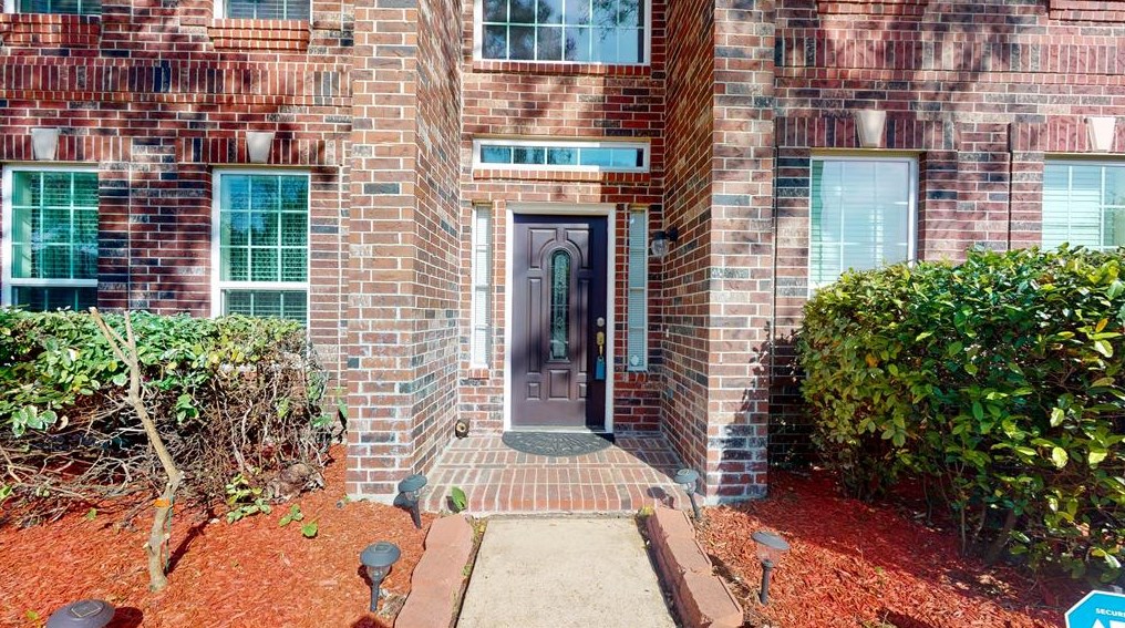 14302 Ardwell Dr, Sugar Land, TX 77498-5106