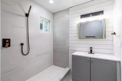 9529 Fairland Drive, Houston, TX 77051 - Photo 10