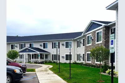 1401 Crestview Dr, Petoskey, MI 49770 - Photo 1