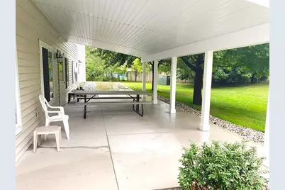 1401 Crestview Dr, Petoskey, MI 49770 - Photo 4