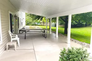 1401 Crestview Dr, Petoskey, MI 49770 - Photo 4
