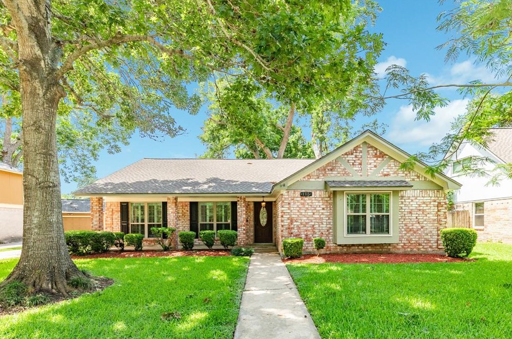 115 Driftwood Dr, Richwood, TX 77566-4435