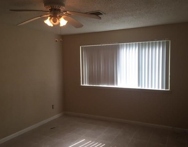 2131 Hazlitt Dr, Houston TX  77032-2074 exterior