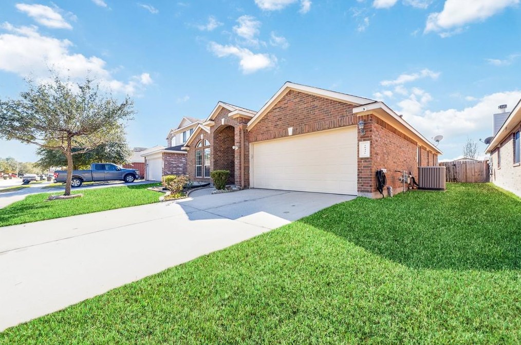 18431 Madisons Crossing Ln, Tomball, TX 77375
