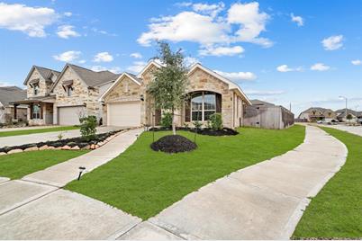 8802 Spinning Mill Drive - Photo 1