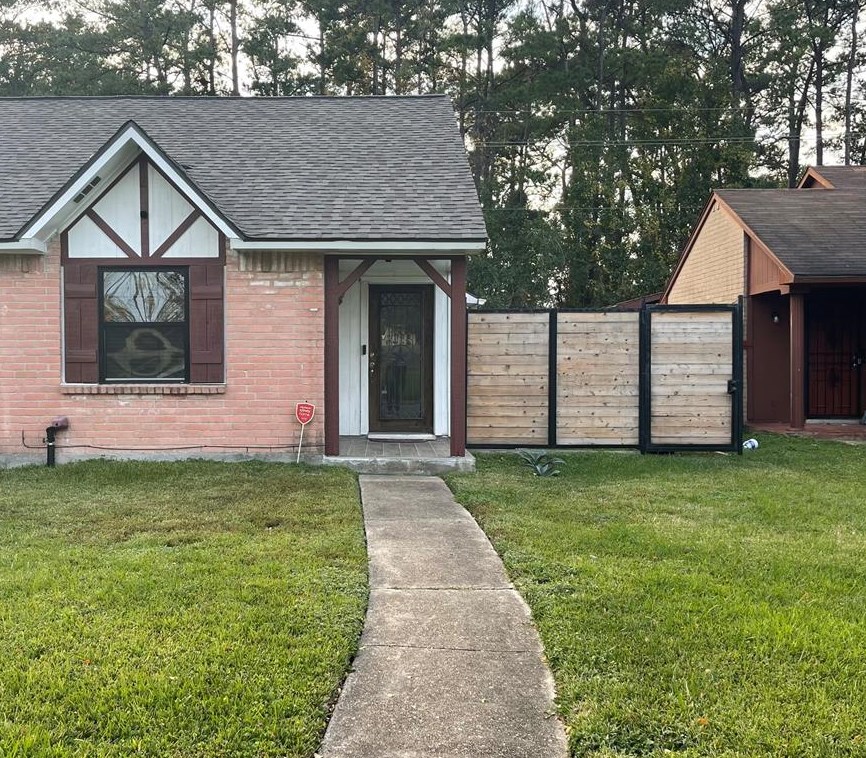 5609 Hollow Pines Dr, Houston, TX 77049