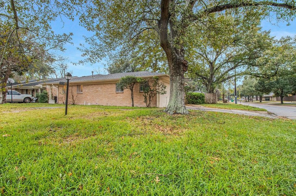5539 Darnell St, Houston, TX 77096