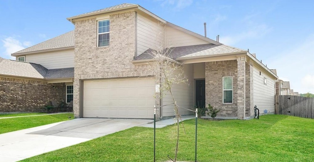 23715 Goodfellow Dr, Spring, TX 77373