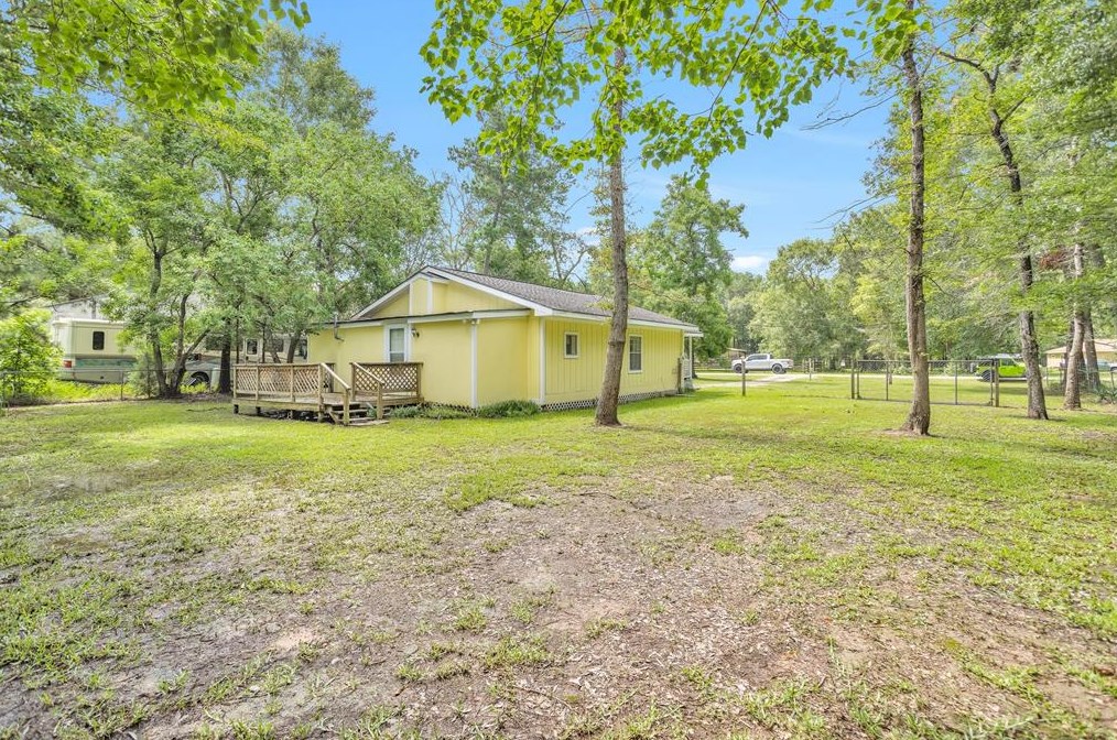 18509 Woodland Frst, Conroe TX  77306-9078 exterior
