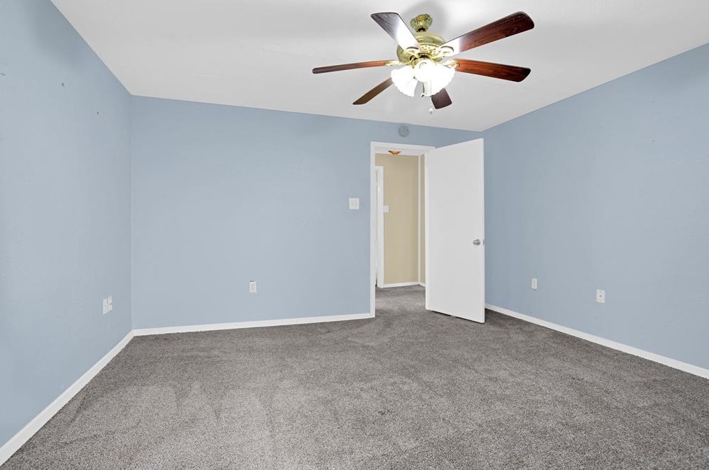 18509 Woodland Frst, Conroe TX  77306-9078 exterior