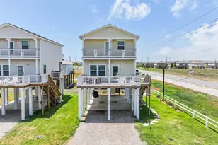143 W Palm St, Surfside Beach, TX 77541 - Photo 1