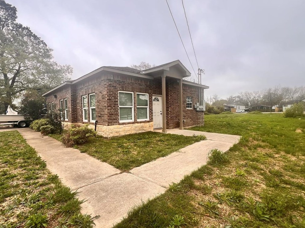 432 Tennessee St, Houston, TX 77029-4642