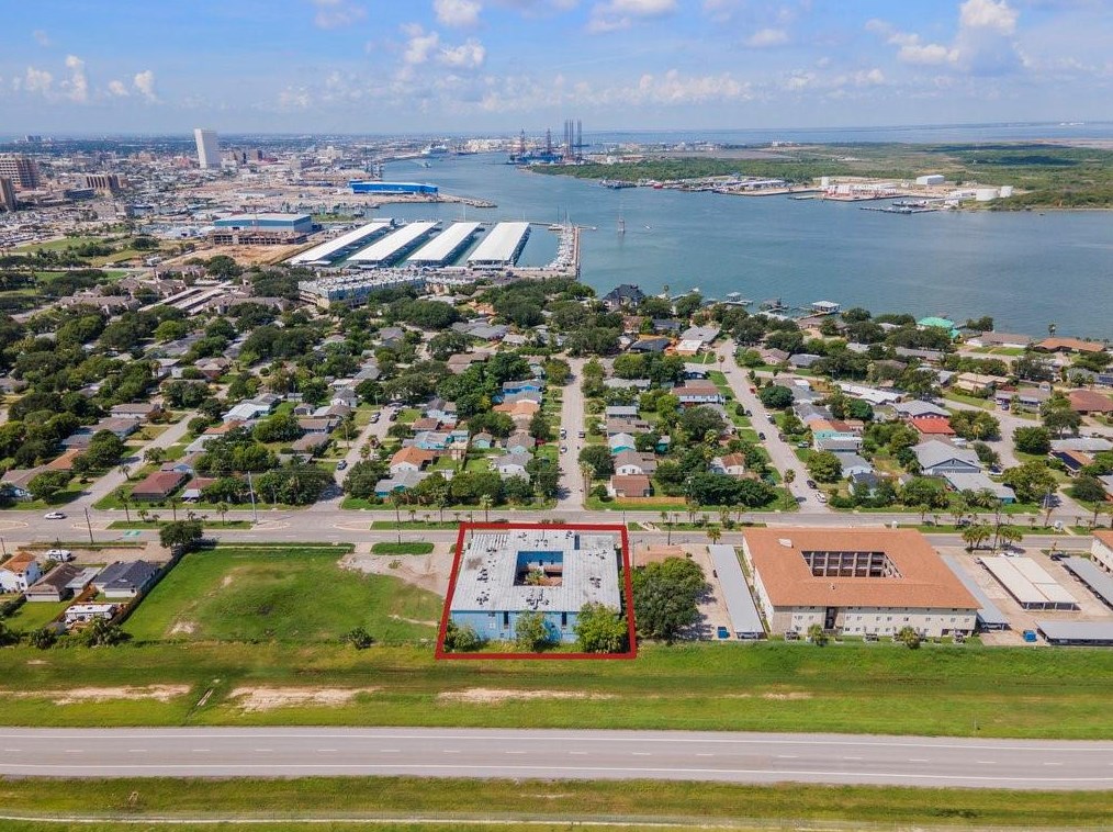 610 Ferry Rd #6, Galveston, TX 77550