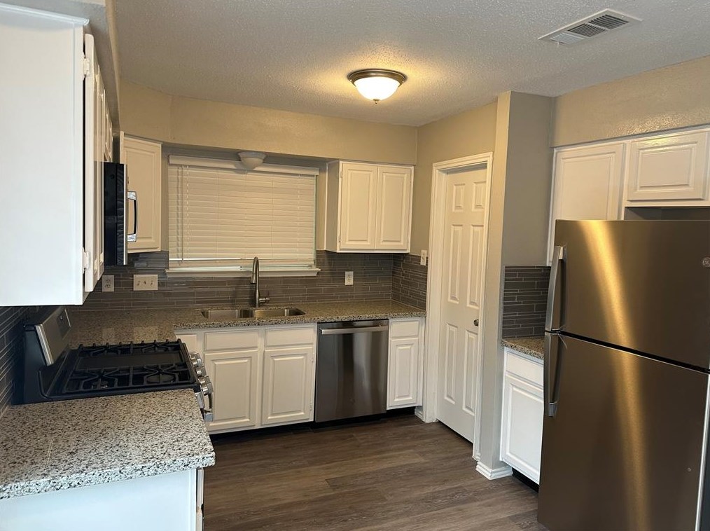 9303 Kirkchapel Ct, Spring TX  77379-8601 exterior